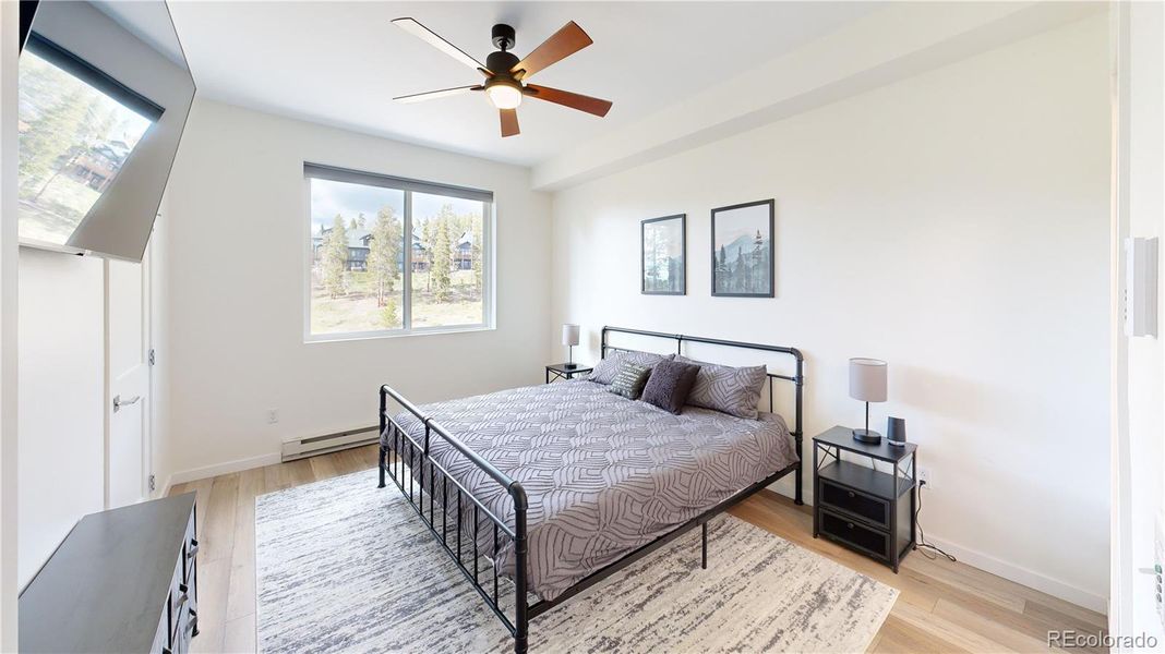 Large Primary Bedroom - King Bed