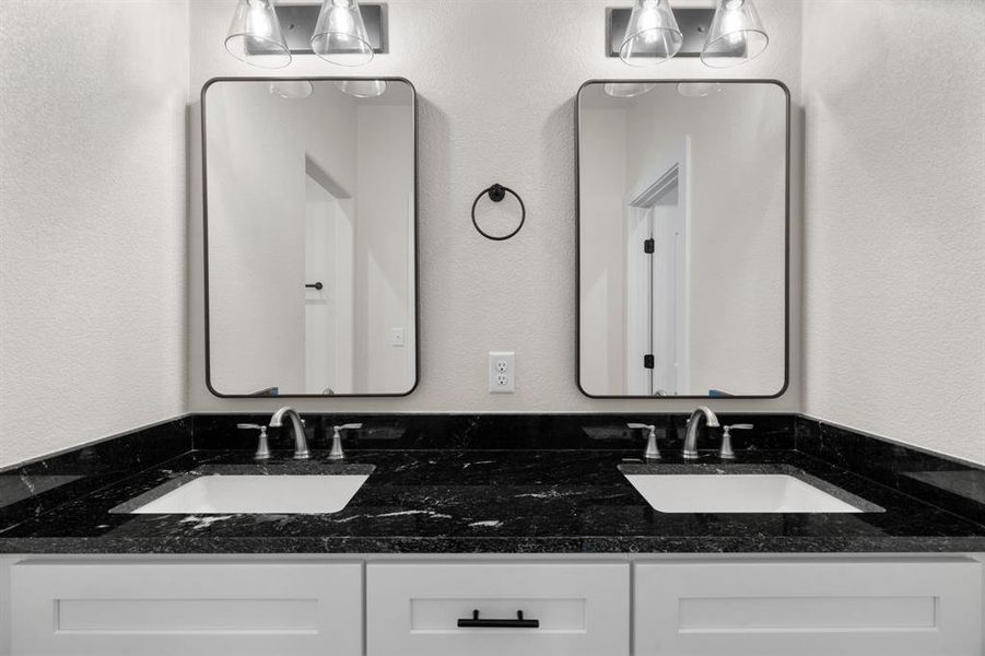 Image 34 of a home in .