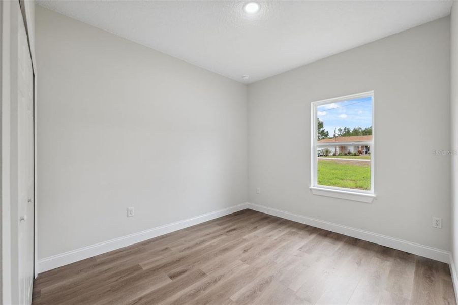Spacious, unfurnished interior of a new home in , Citrus Springs (Image 15).