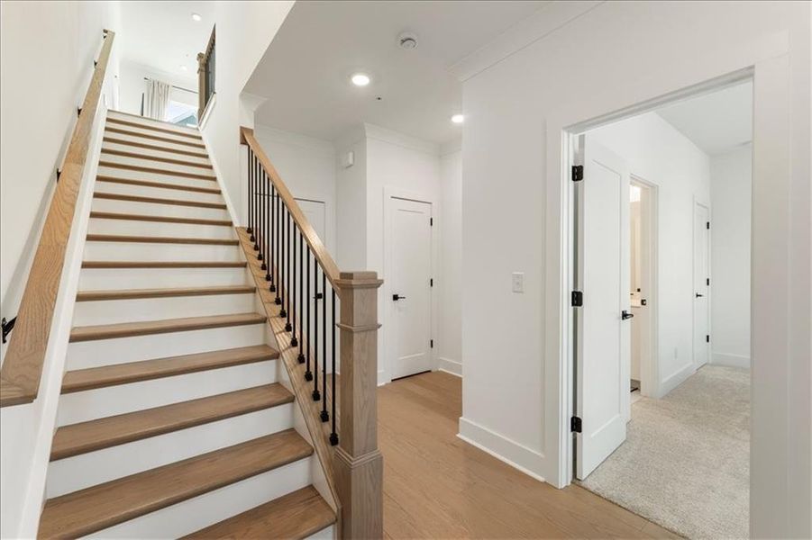 Spacious, unfurnished interior of a new home in , Alpharetta (Image 22). Spacious, unfurnished interior of a new home in , Alpharetta (Image 22).