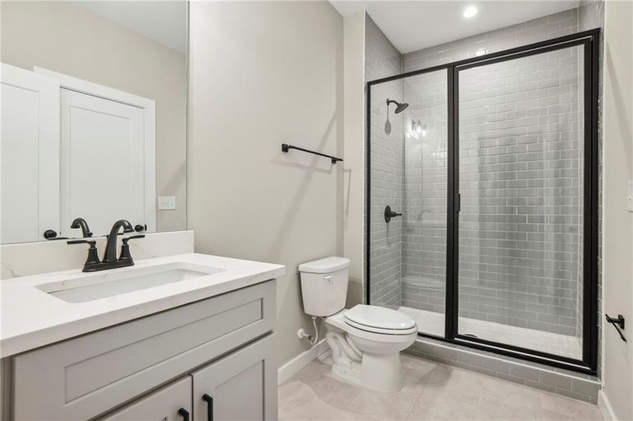 Furnished interior view inside a new home in , Atlanta (Image 8).
