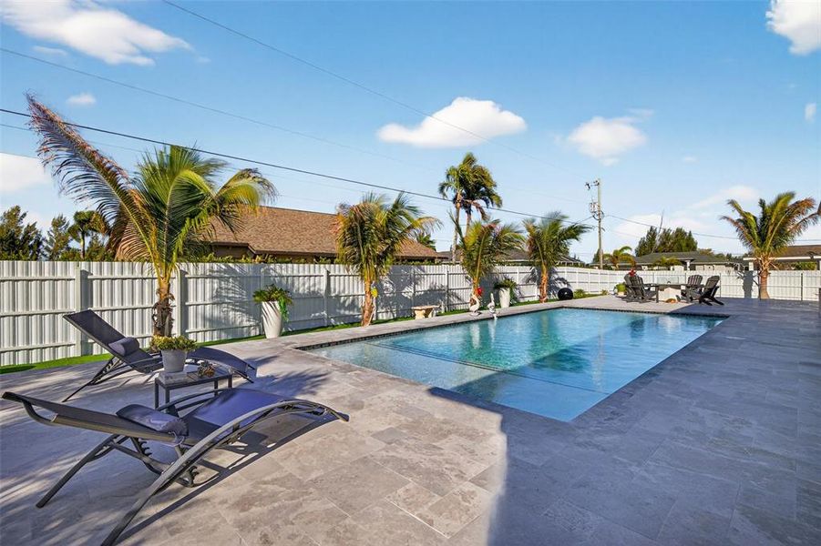 Community amenities in , Cape Coral (Image 43).