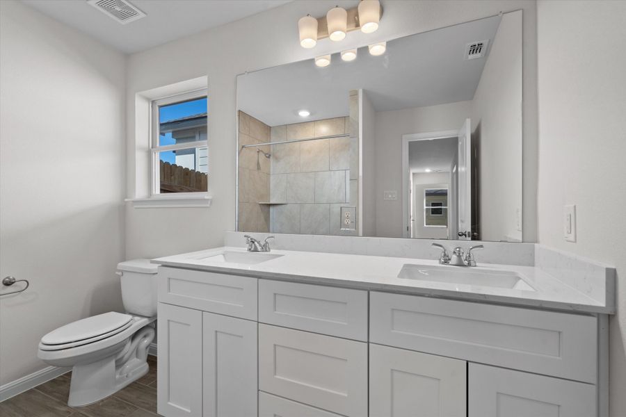 Furnished interior view inside a new home in Morningstar, Georgetown (Image 12).