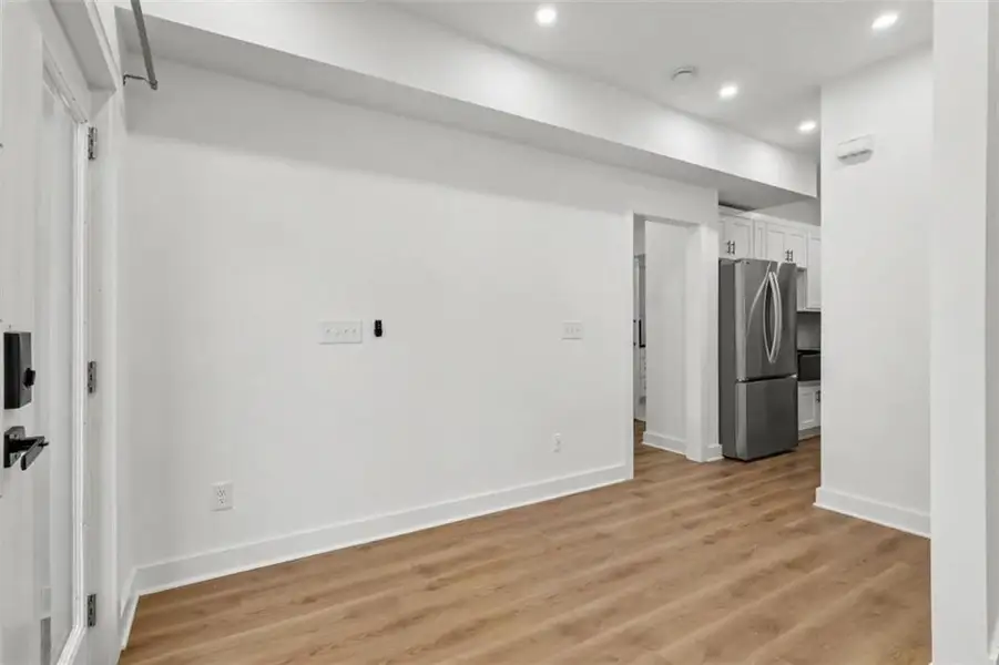 Spacious, unfurnished interior of a new home in , Union City (Image 33). Spacious, unfurnished interior of a new home in , Union City (Image 33).