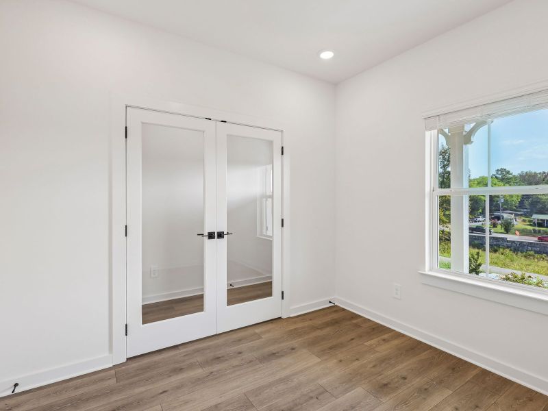 Spacious, unfurnished interior of a new home in Benders Cove - Premier Series, Mount Juliet (Image 10).