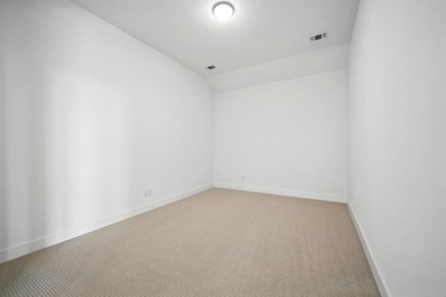 Spacious, unfurnished interior of a new home in Thompson Farms: 60ft. lots, Van Alstyne (Image 25). Spacious, unfurnished interior of a new home in Thompson Farms: 60ft. lots, Van Alstyne (Image 25).