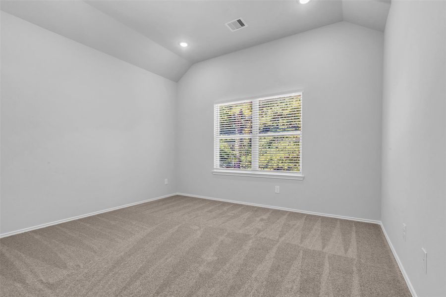 Spacious, unfurnished interior of a new home in , Willis (Image 28).