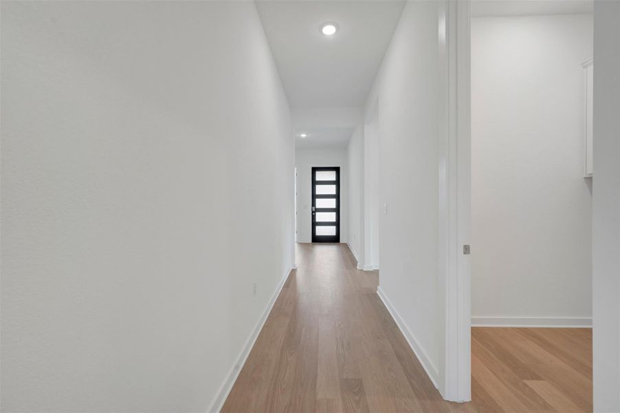 Spacious, unfurnished interior of a new home in Cedar Brook, Leander (Image 22).