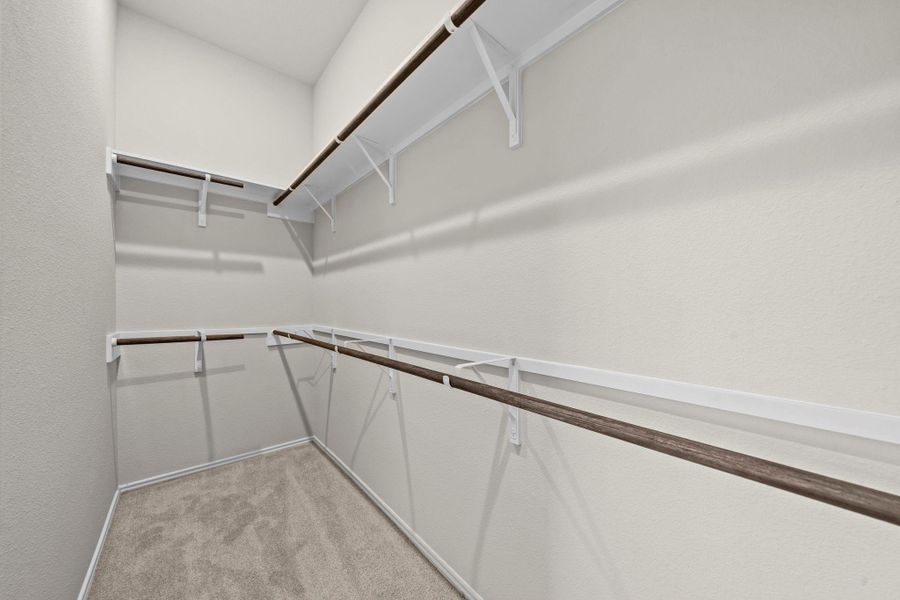 Spacious, unfurnished interior of a new home in Candela, Richmond (Image 18).