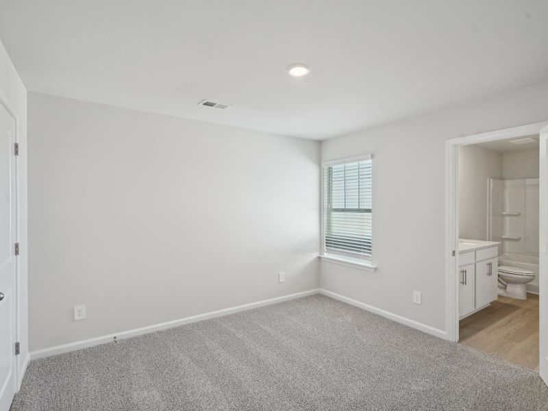 Spacious, unfurnished interior of a new home in Artisan Walk, Lawrenceville (Image 16).