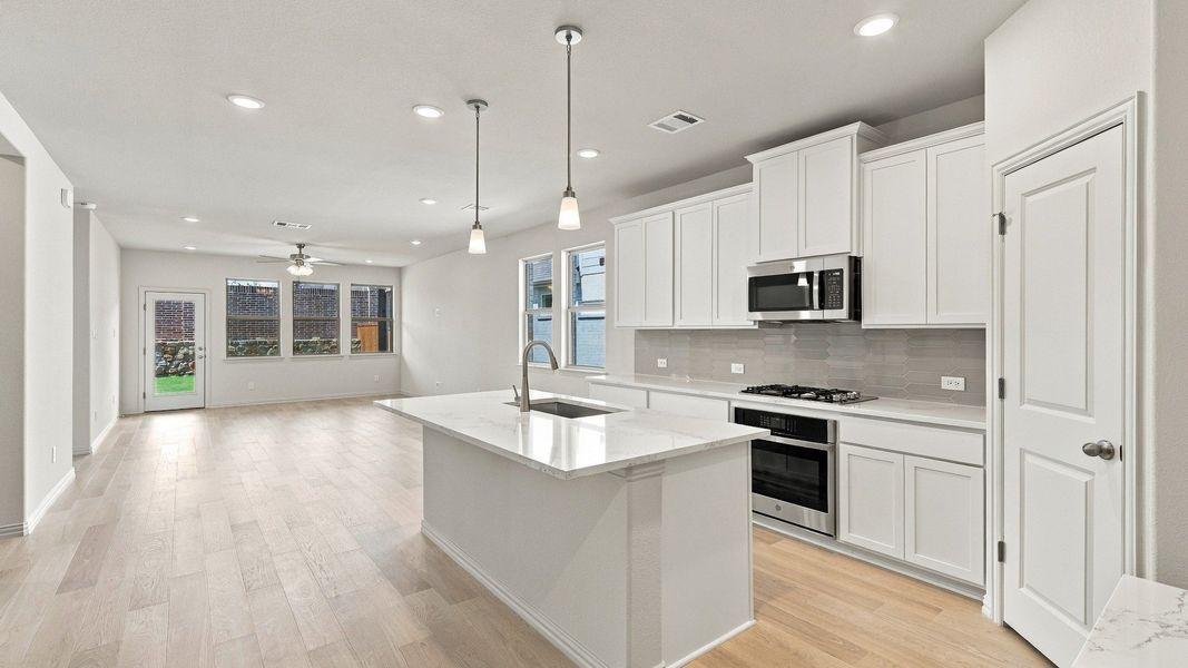 Furnished interior view inside a new home in Westridge Journey, McKinney (Image 23).
