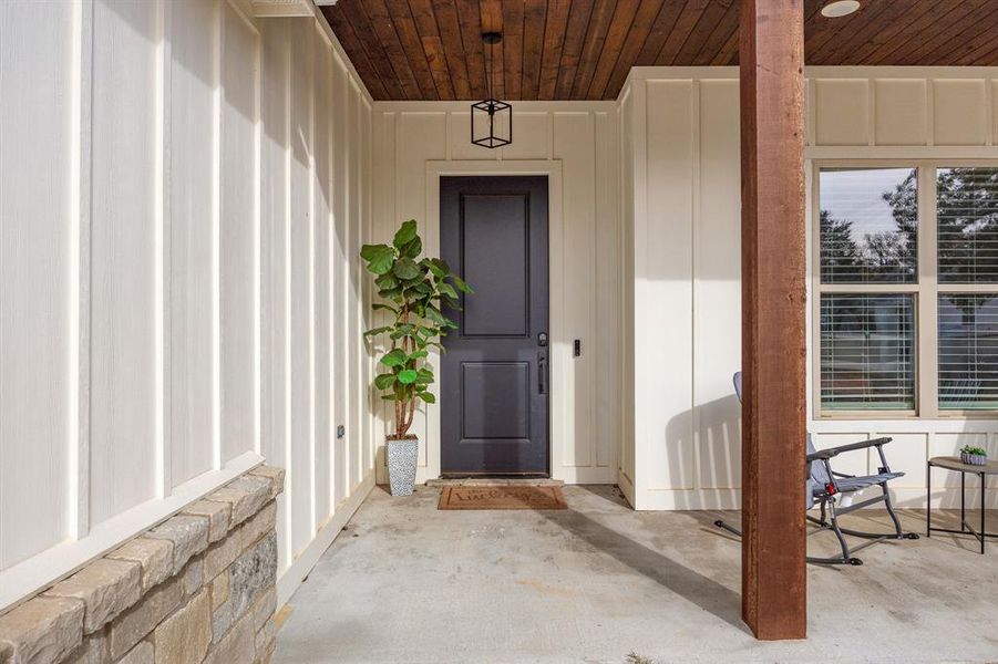 Exterior details and patio area of a home in , Tyler (Image 3).