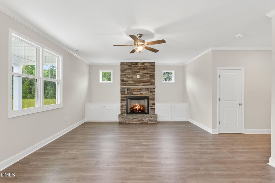 12-web-or-mls-016_P1539368 - Copy