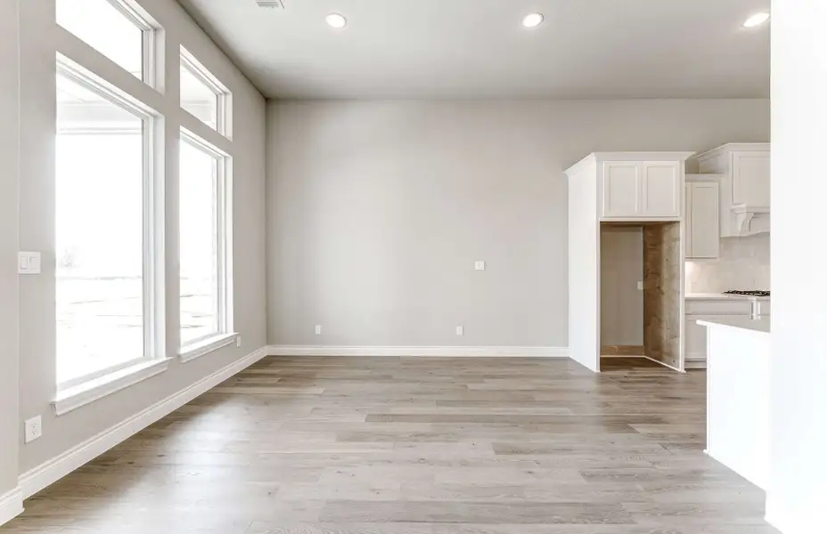 Representative unfurnished interior of a home built from the 2909 by Ravenna Homes in The Woodlands Hills 65′, Willis (Image 21). Representative unfurnished interior of a home built from the 2909 by Ravenna Homes in The Woodlands Hills 65′, Willis (Image 21).