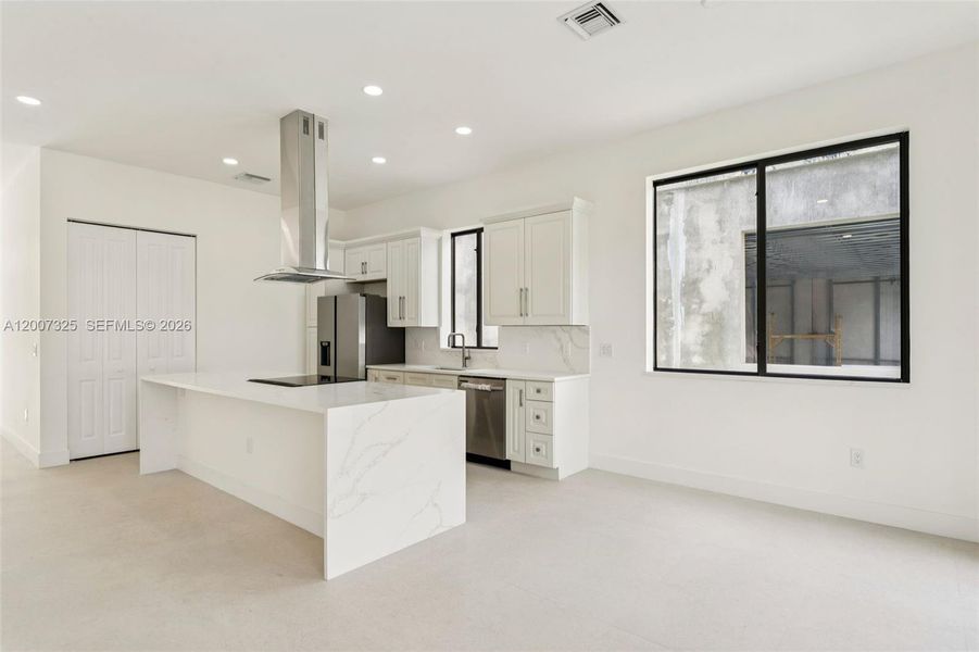 Furnished interior view inside a new home in , Fort Lauderdale (Image 10). Furnished interior view inside a new home in , Fort Lauderdale (Image 10).
