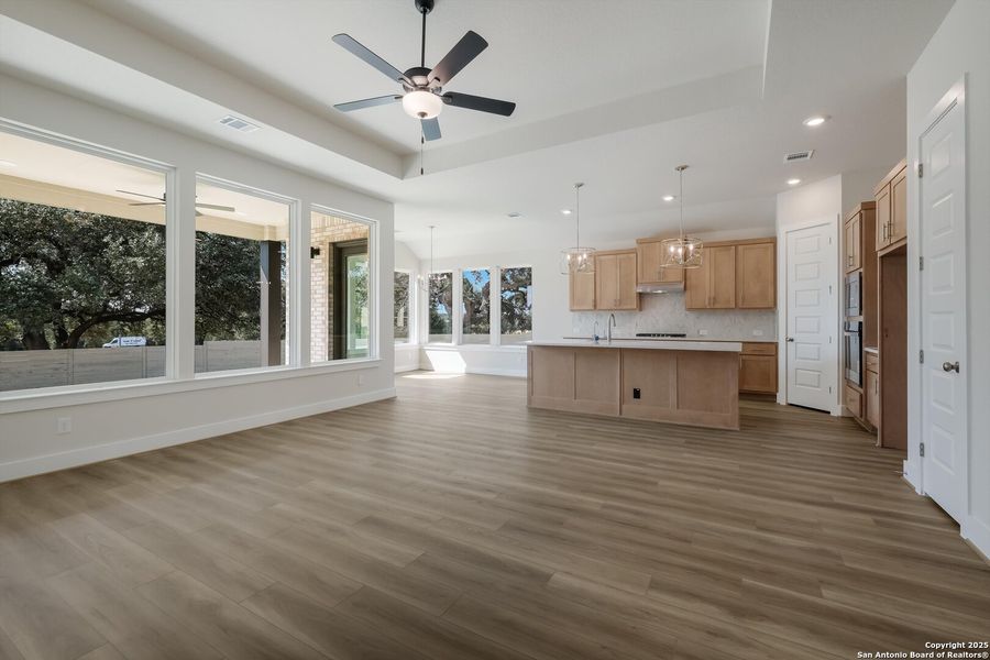Spacious, unfurnished interior of a new home in The Grove at Vintage Oaks, New Braunfels (Image 16). Spacious, unfurnished interior of a new home in The Grove at Vintage Oaks, New Braunfels (Image 16).