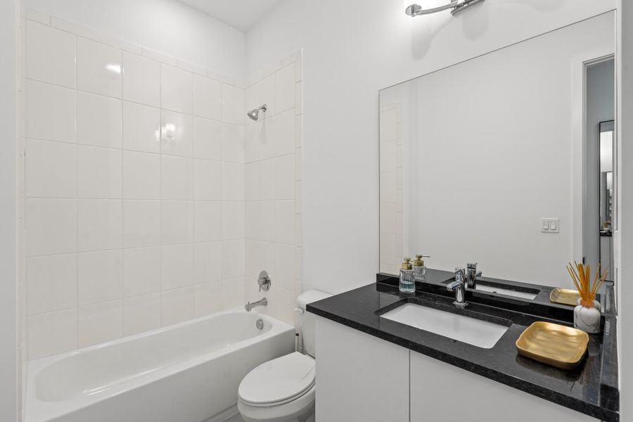 Bathroom 5 | Downstairs