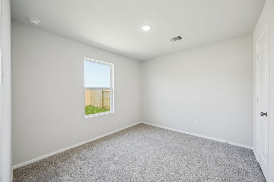 Spacious, unfurnished interior of a new home in Saint Tropez, Houston (Image 11). Spacious, unfurnished interior of a new home in Saint Tropez, Houston (Image 11).