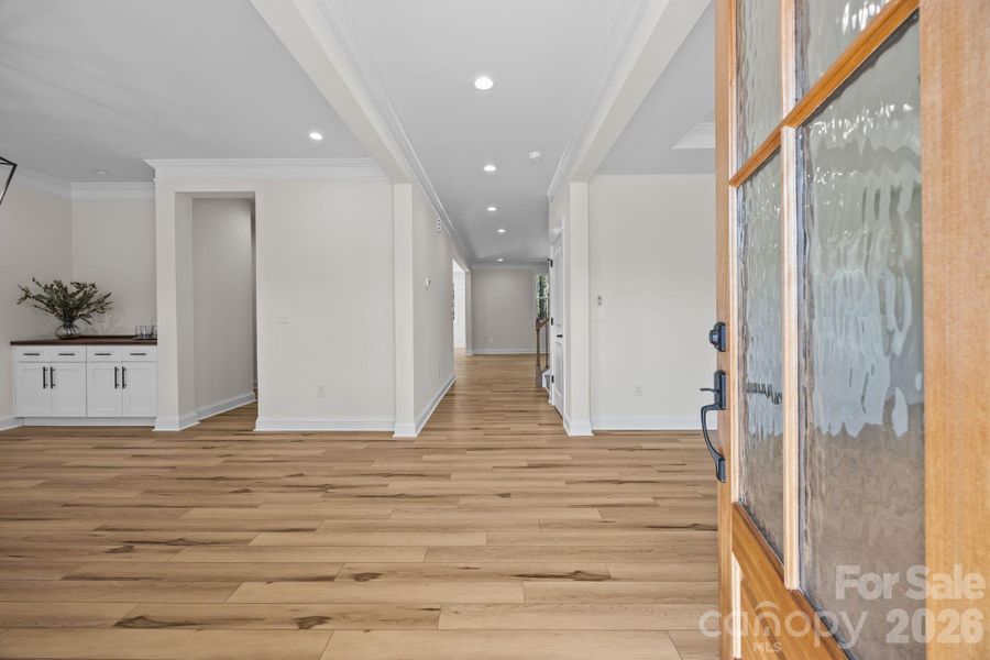 Spacious, unfurnished interior of a new home in , Salisbury (Image 19).