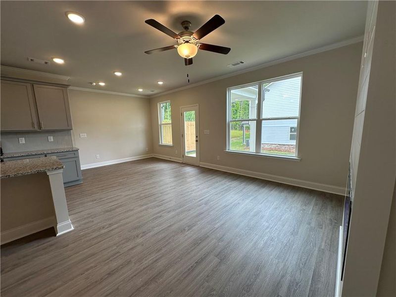 Spacious, unfurnished interior of a new home in Mulberry Summit, Flowery Branch (Image 14).