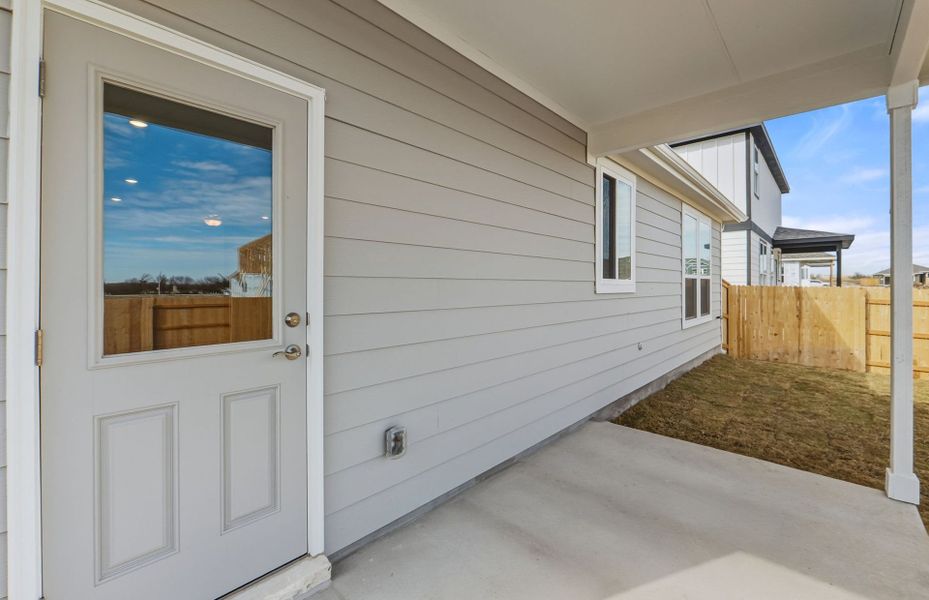 Exterior details and patio area of a home in Patterson Ranch, Georgetown (Image 20).