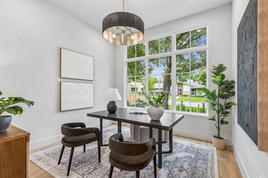 Furnished interior view inside a new home in , Richardson (Image 33).