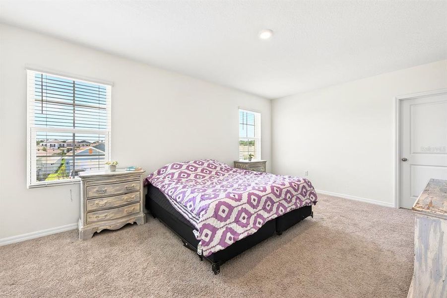 Furnished interior view inside a new home in Magnolia Pointe, Umatilla (Image 12).