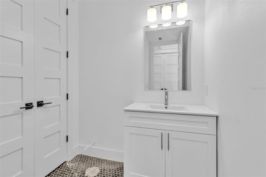 Furnished interior view inside a new home in , Bradenton Beach (Image 11).