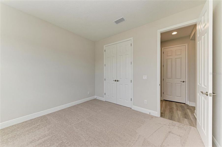 Spacious, unfurnished interior of a new home in Mirada, San Antonio (Image 27).