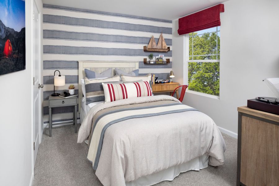 Photo representation of the Amira End plan. Colors, finishes and options will vary.