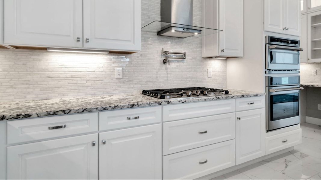 Representative furnished interior of a home built from the Canary by DRB Homes in River Preserve Estates, Parrish (Image 9).