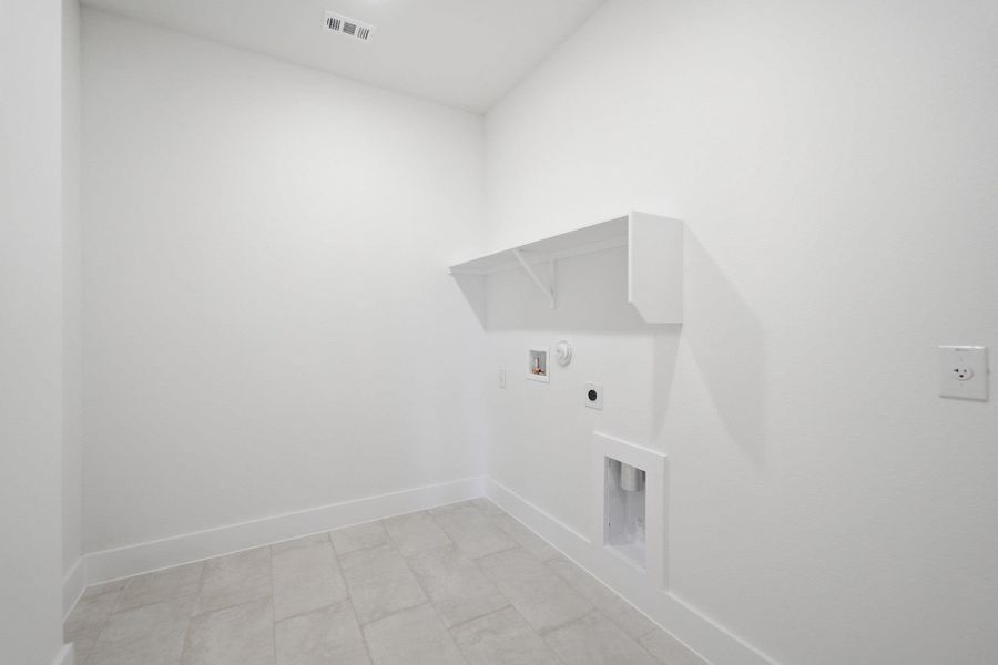 Spacious, unfurnished interior of a new home in Lariat, Liberty Hill (Image 17). Spacious, unfurnished interior of a new home in Lariat, Liberty Hill (Image 17).