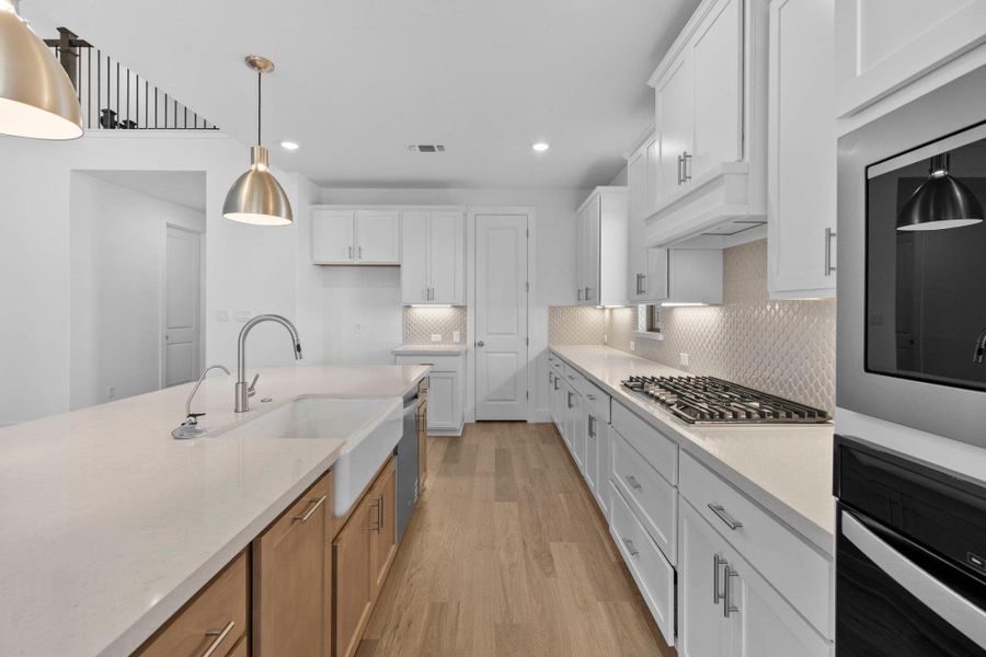 Stunning finishes in Light & Bright Kitchen Stunning finishes in Light & Bright Kitchen