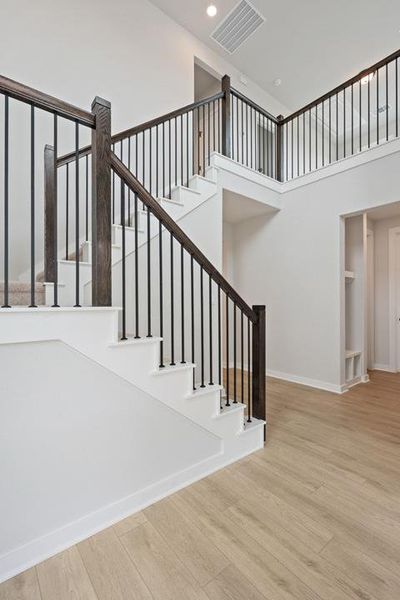 Spacious, unfurnished interior of a new home in Heritage, Dripping Springs (Image 39). Spacious, unfurnished interior of a new home in Heritage, Dripping Springs (Image 39).