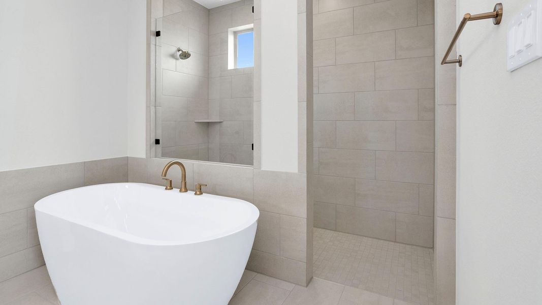 Furnished interior view inside a new home in Meridiana, Manvel (Image 6).