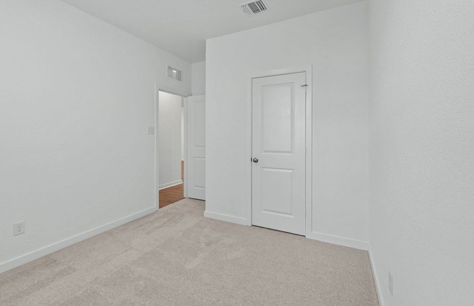 Spacious, unfurnished interior of a new home in Sonterra, Jarrell (Image 39). Spacious, unfurnished interior of a new home in Sonterra, Jarrell (Image 39).