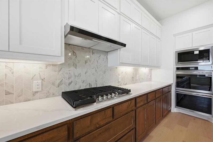 Furnished interior view inside a new home in Cambridge Crossing, Celina (Image 7).