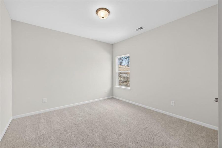 Spacious, unfurnished interior of a new home in Allen Manor, Hoschton (Image 21).