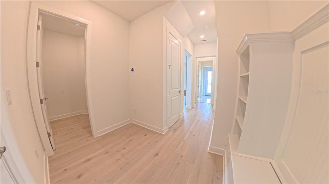 Spacious, unfurnished interior of a new home in Willow Ridge, Montverde (Image 24).