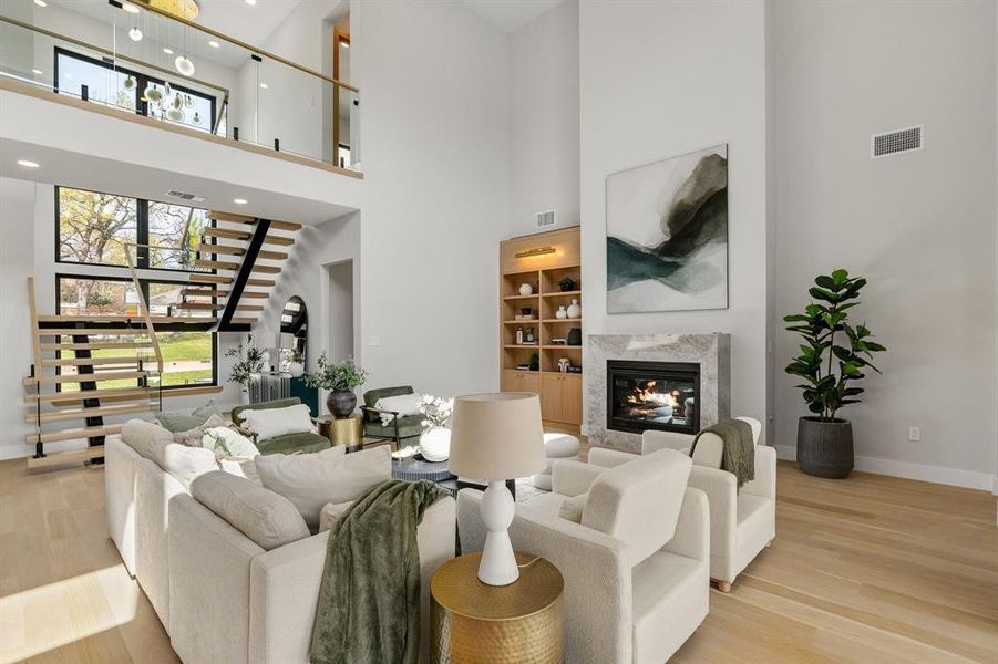 Furnished interior view inside a new home in , Dallas (Image 28).