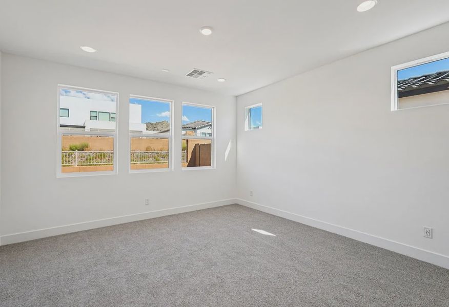 Primary Bedroom - 7 of 10