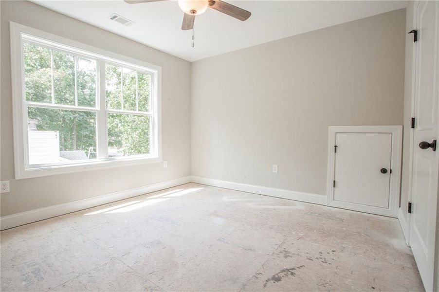 Image 33 of a home in .