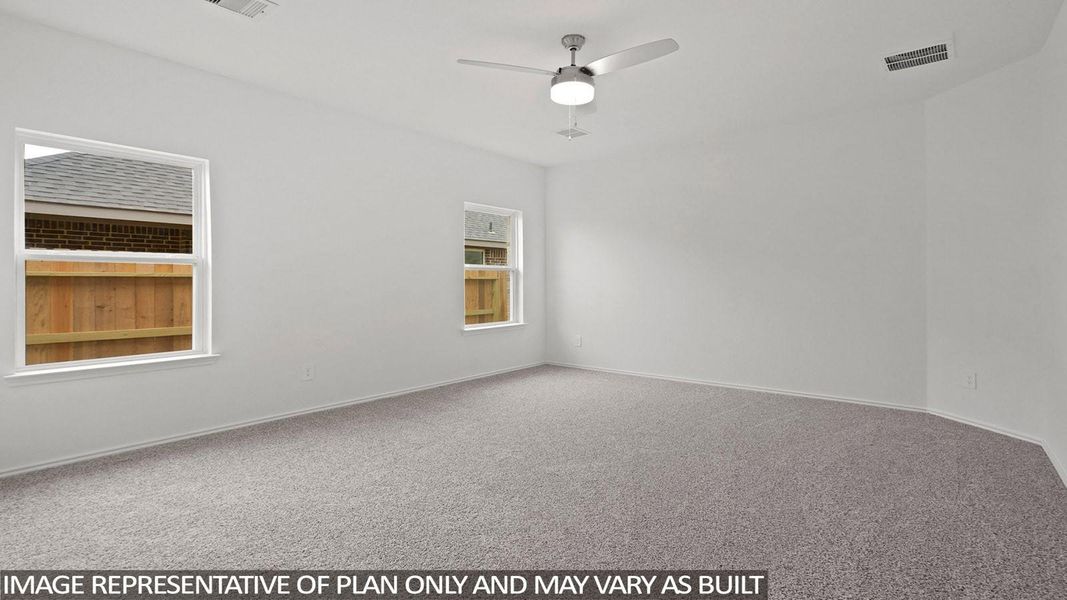 Spacious, unfurnished interior of a new home in Cypress Green, Tomball (Image 22).