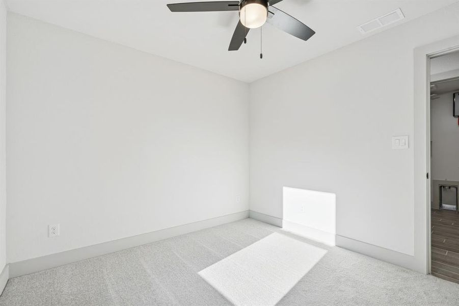 Spacious, unfurnished interior of a new home in , Granbury (Image 29). Spacious, unfurnished interior of a new home in , Granbury (Image 29).