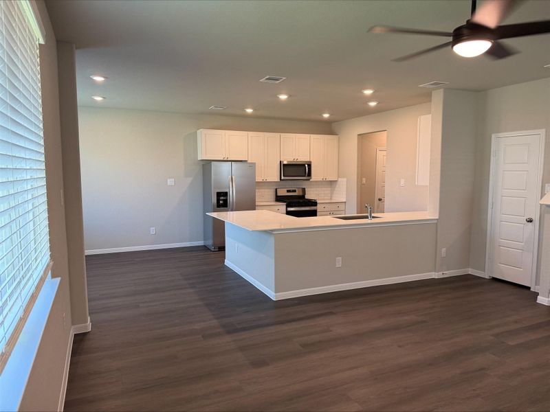 Furnished interior view inside a new home in River's Edge, Conroe (Image 18).