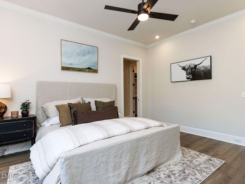 023-1280x960-primary-bedroom