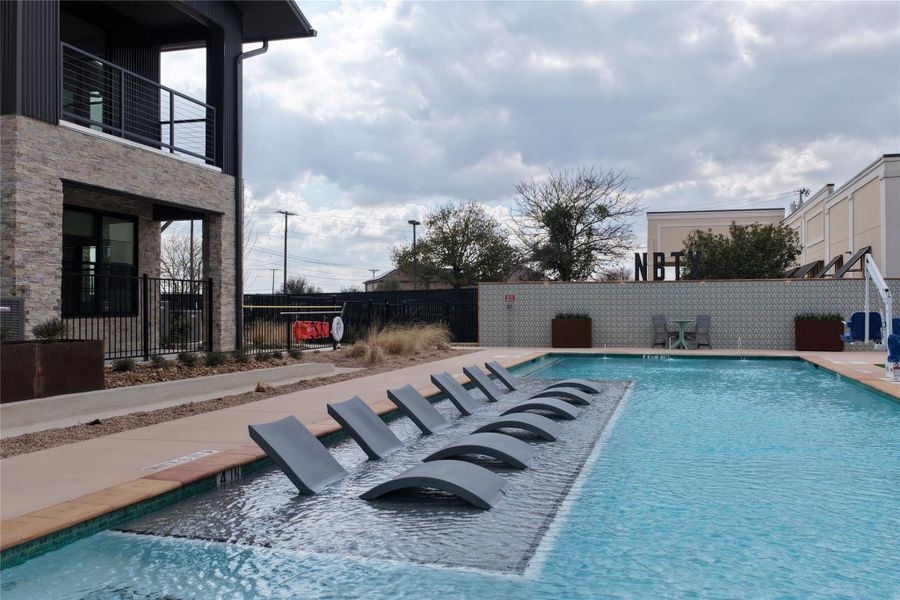 Community amenities in Dovetail, New Braunfels (Image 28).