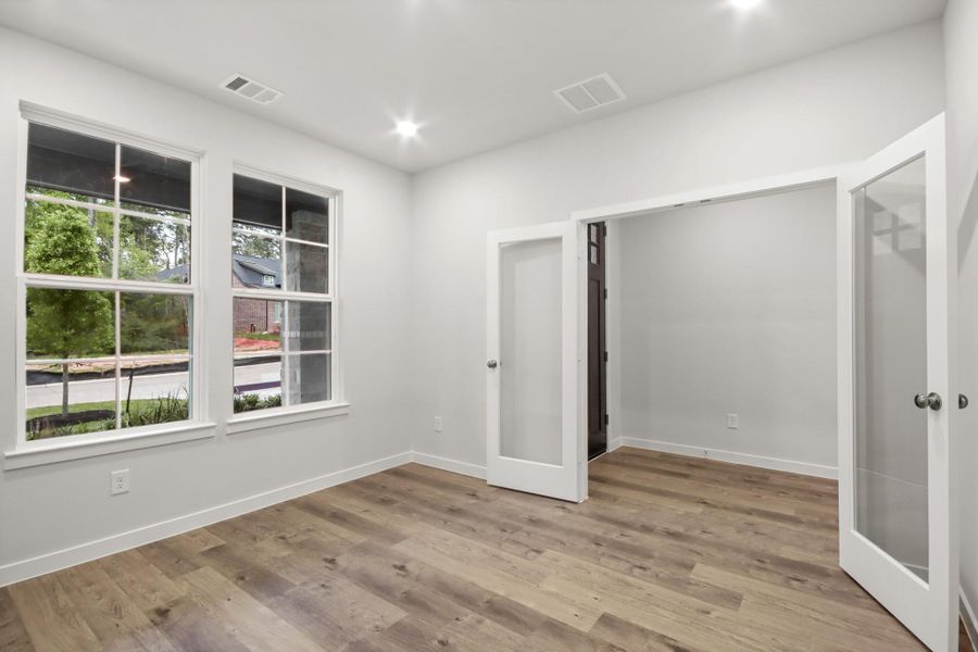 Spacious, unfurnished interior of a new home in The Woodlands Hills, Willis (Image 16).