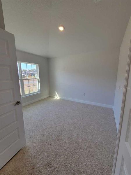 Spacious, unfurnished interior of a new home in Ocala Crossings South, Ocala (Image 21).