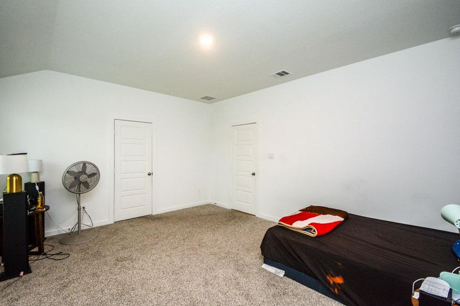 Image 17 of a home in Caldwell Ranch.